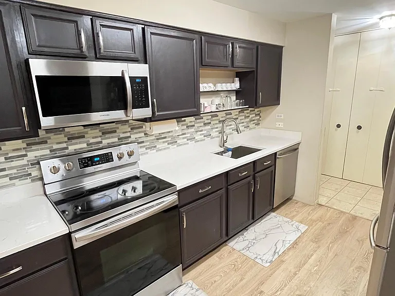1605 E Central Rd #202A — Photo 11