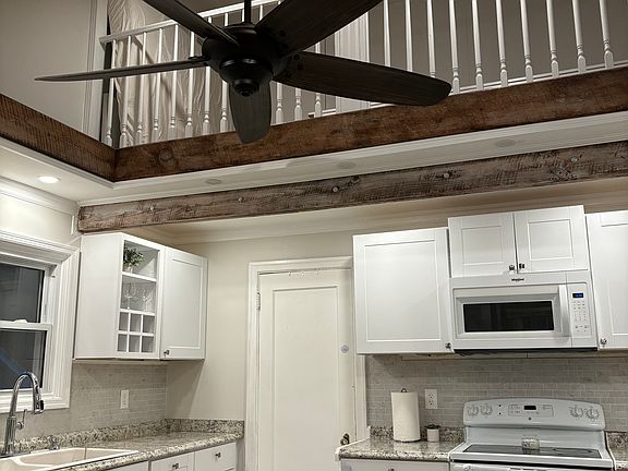 4th image of 3746 Hoover Ave