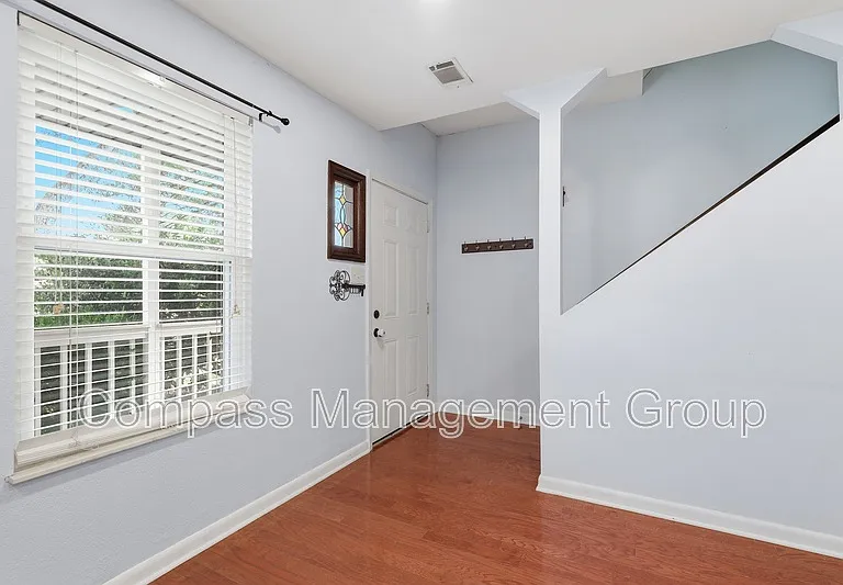 7668 Chatham Cir — Photo 7