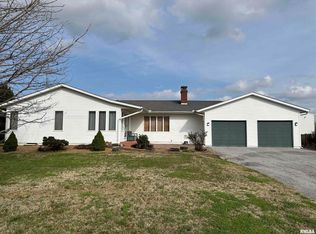 348 Maple Spring Rd, Murphysboro, IL 62966
