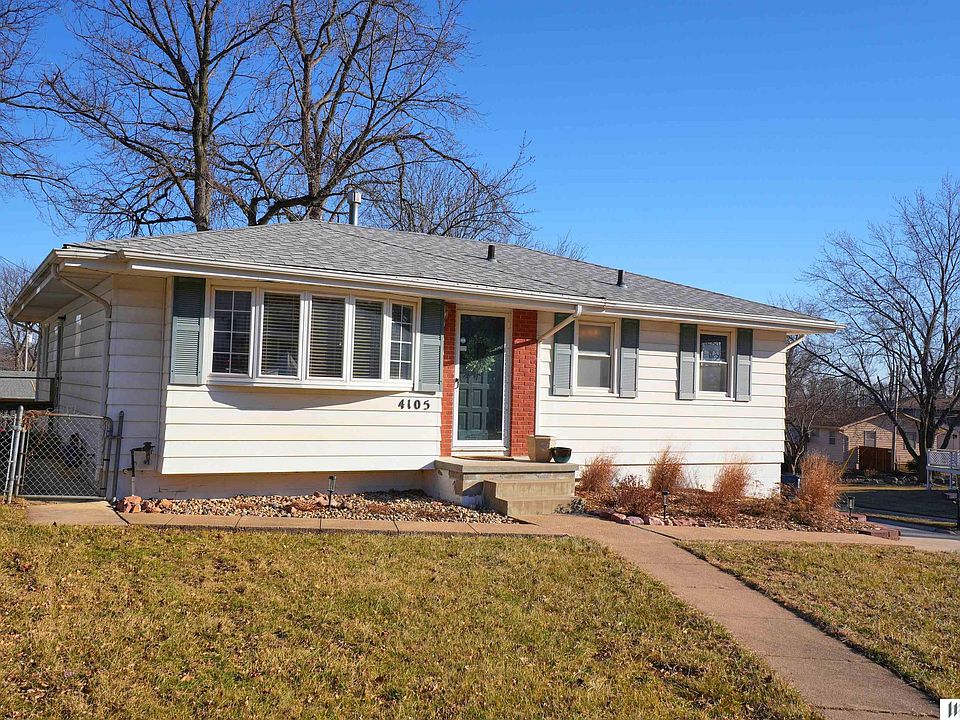 1st image of 4105 N 92nd Ave