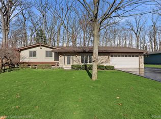 2835 Aspen Ln, Bloomfield Hills, MI