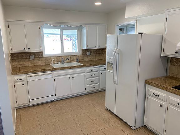 5th image of 26520 Sun City Blvd