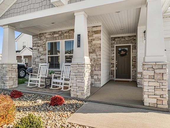 3rd image of 3717 Grimes Martinez Ct