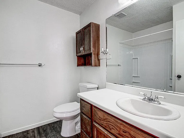 8110 W Gate Blvd #B — Photo 9
