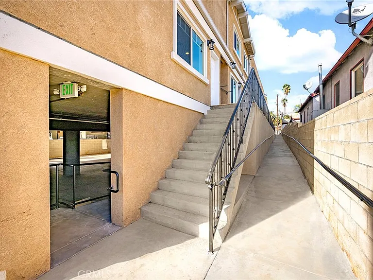 5639 Huntington Dr N #1 — Photo 3