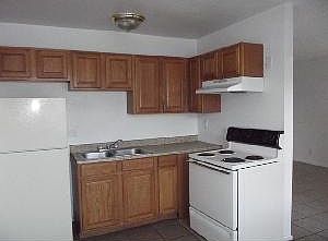 2nd image of 2416 Bassler St