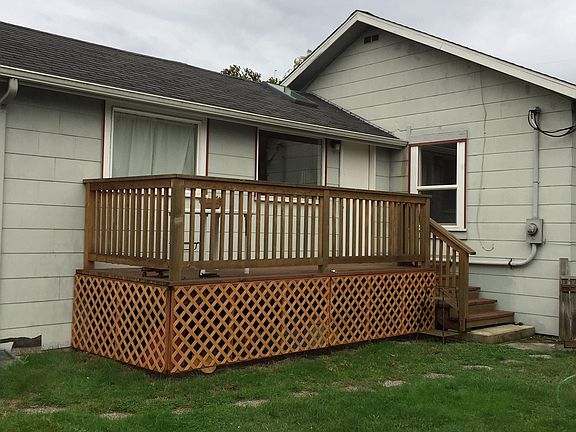 Back of house and Deck