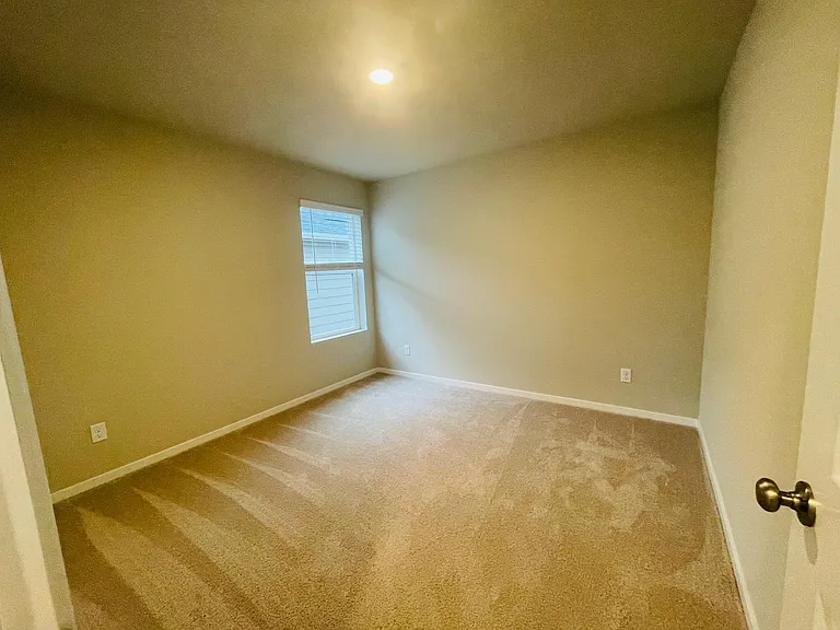 5940 Addison Rd SW — Photo 10