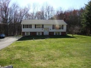 14 Cayuga Rd, Tewksbury, MA 01876