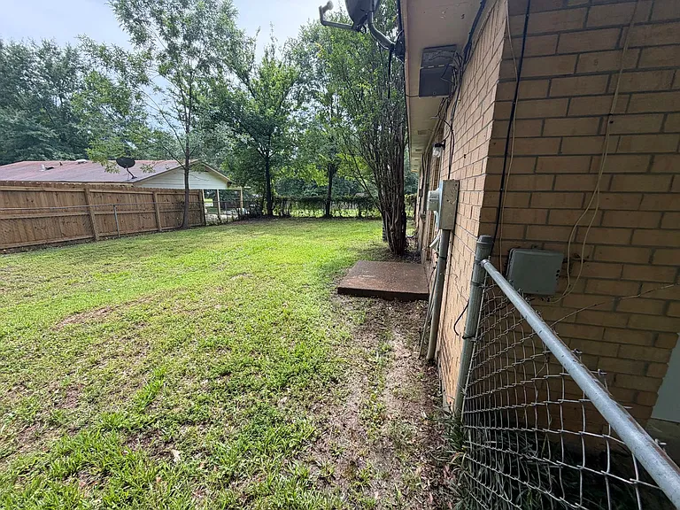 5071 Gray Dr — Photo 49
