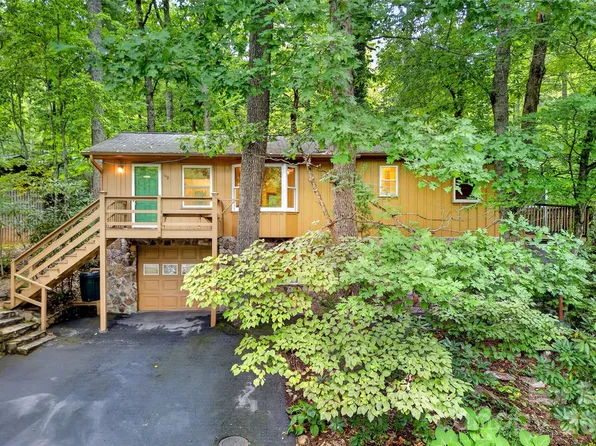 149 Woodland Rd, Black Mountain, NC 28711