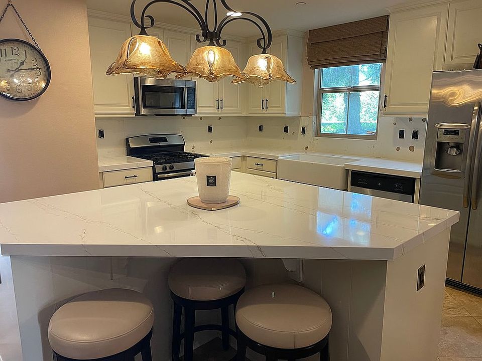 1st image of 20433 Paseo Cresta