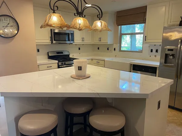 20433 Paseo Cresta, Northridge, CA 91326