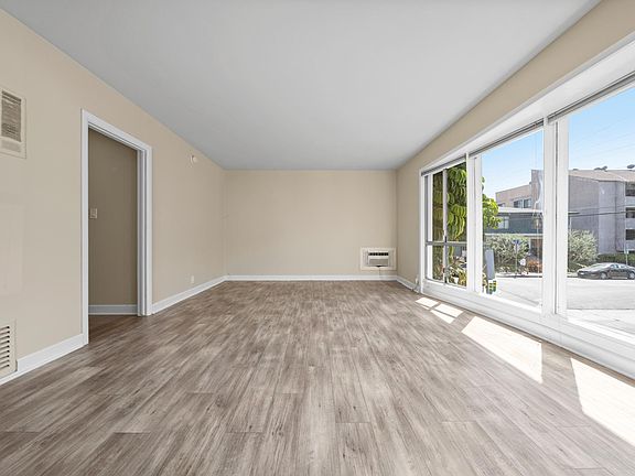 2nd image of 8555 Sherwood Dr