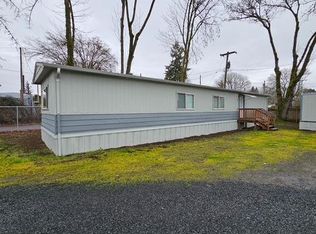 1101 Century Dr NE APT 8, Albany, OR 97322
