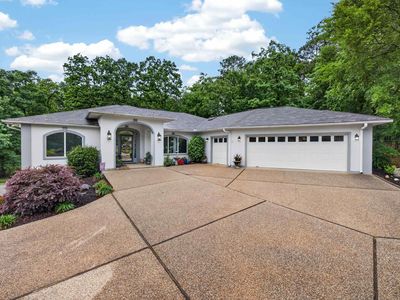 65 Loyola Dr, Hot Springs Village, AR, 71909