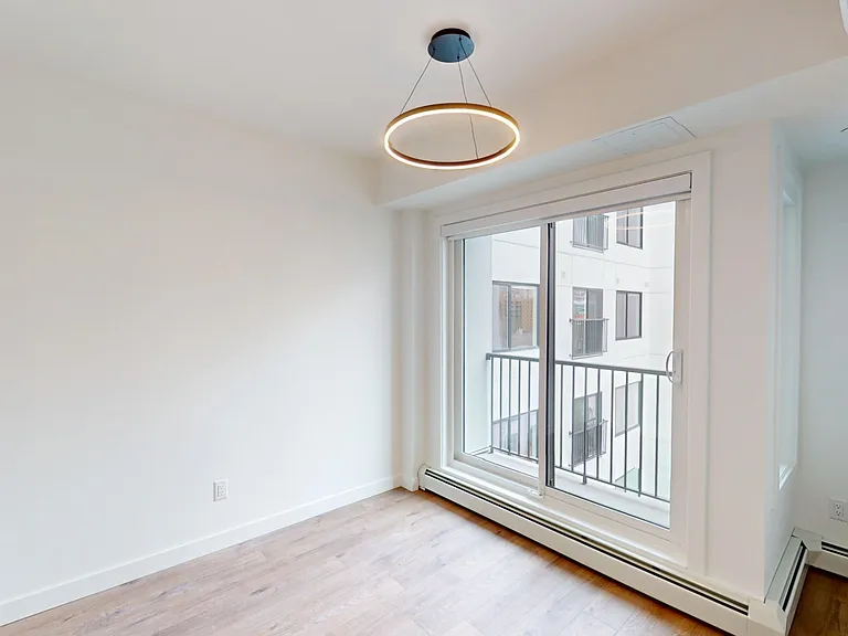 514 15th Ave SW — Photo 4