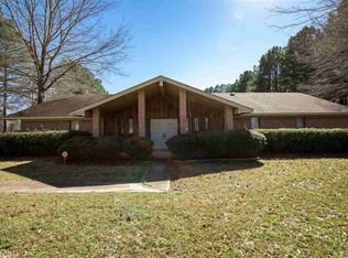 4010 Smith Ln, Pine Bluff, AR 71603