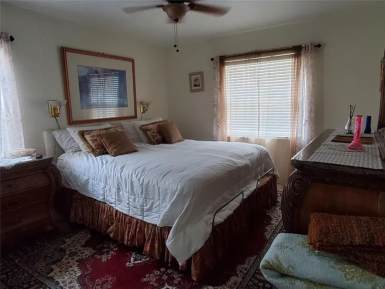 403 Finchley Ct #B — Photo 17