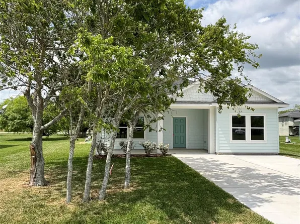 638 Stovall Dr, Palacios, TX 77465