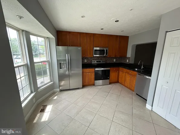 17930 Cottonwood Ter, Gaithersburg, MD 20877