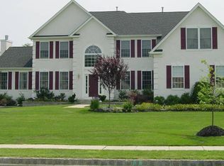 1 Benjamin Ct, Sewell, NJ 08080