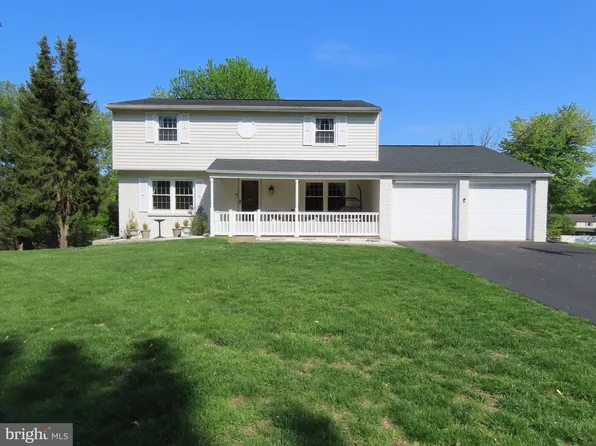 738 Lynwood Dr, Feasterville, PA 19053