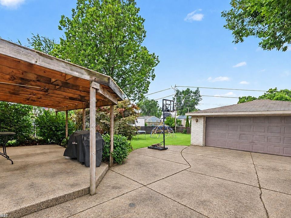 35247 Kelly Rd, photo 16