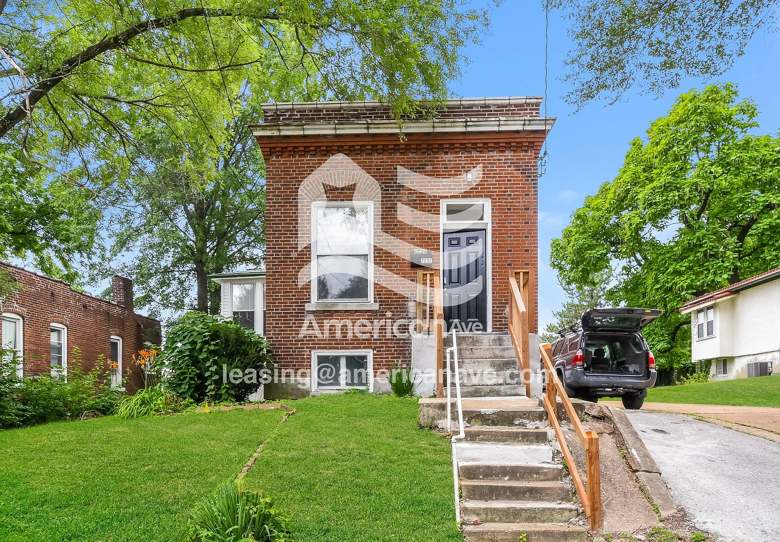 2 bed, 1.0 bath, 1316 sqft, $1,445 — Photo 2