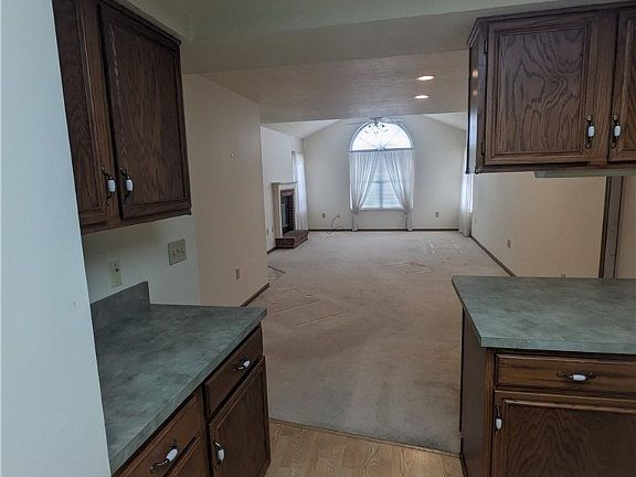 3rd image of 4365 Hunters Chase Ln