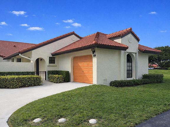 2nd image of 6001 Parkwalk Drive #1116