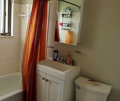 15th image of 649 Saint Maron Pl