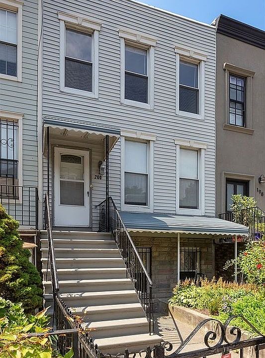 1st image of 200 11th St #B