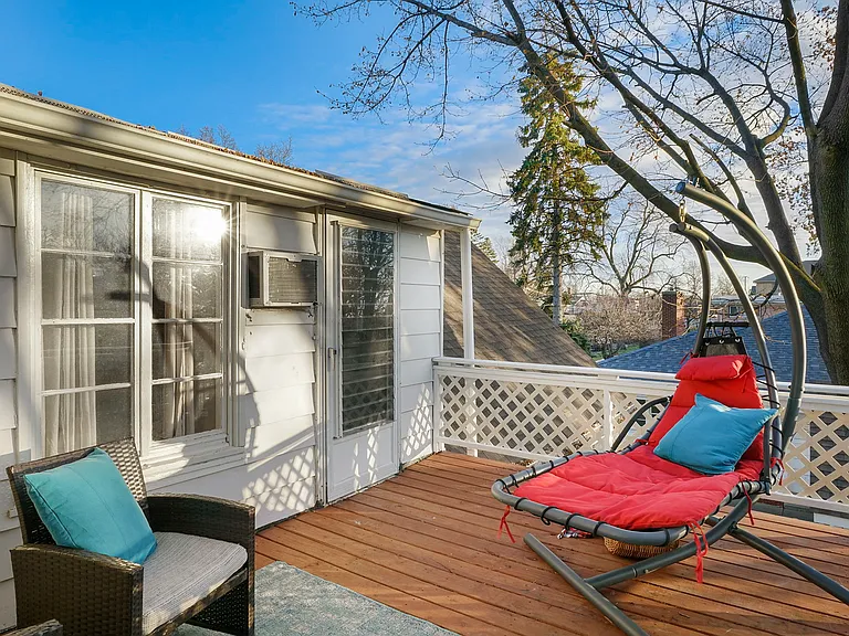 222 N Brockway St — Photo 12