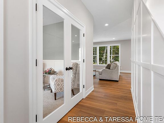 5th image of 403 Sabine Dr #30