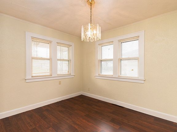 4th image of 2536 River Ave
