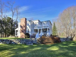 301 Newtown Tpke, Weston, CT 06883