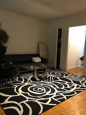 Rented by Pink Stone Realty LLC | media 6