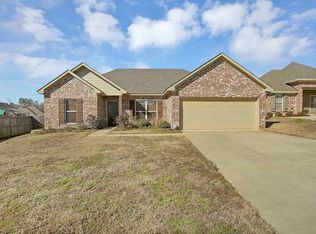 403 Greenfield Ridge Cir, Brandon, MS 39042