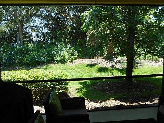 5th image of 2482 Oswego Dr