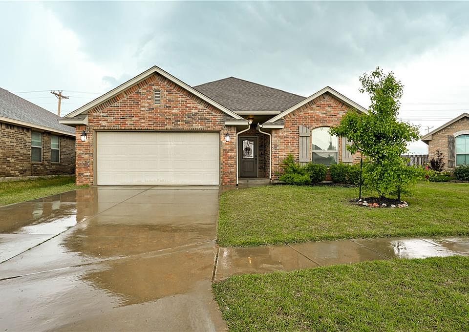 1st image of 3212 Texarkana Ct