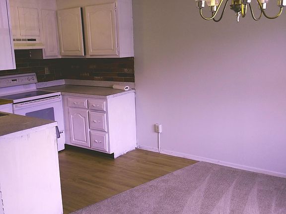 5th image of 8413 BA Bramblebush Cir