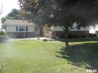 106 Venice Ct, Toluca, IL 61369