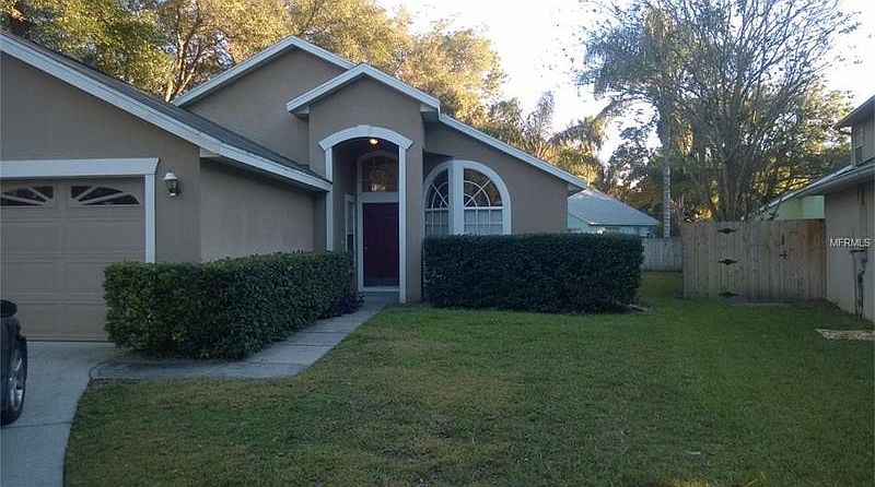 1st image of 1545 Oakwood Ct