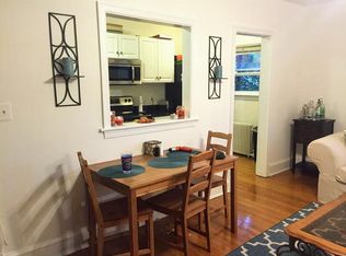 605 N Irving St APT 33, Arlington, VA 22201