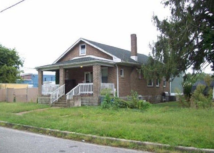 2nd image of 513 Church St