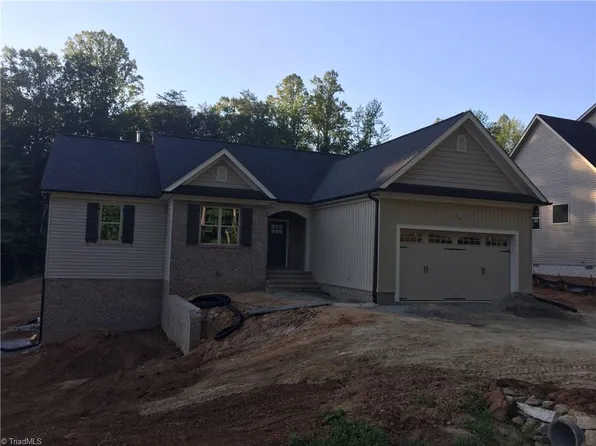 228 Celo Knob Tl, Kernersville, NC 27284