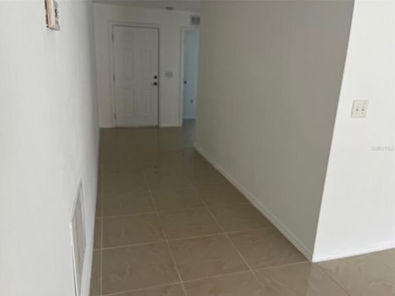 2nd image of 520 Aeolian Dr