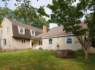 99 Pinnacle Rd, Plainville, CT 06062